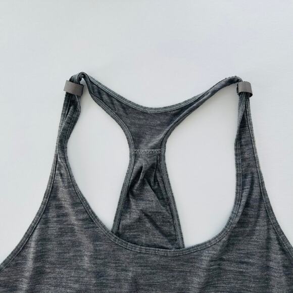 Lululemon 105 F Singlet Tank Top Size 8 Heathered Grey Black Lightweight Loose - Picture 3 of 7